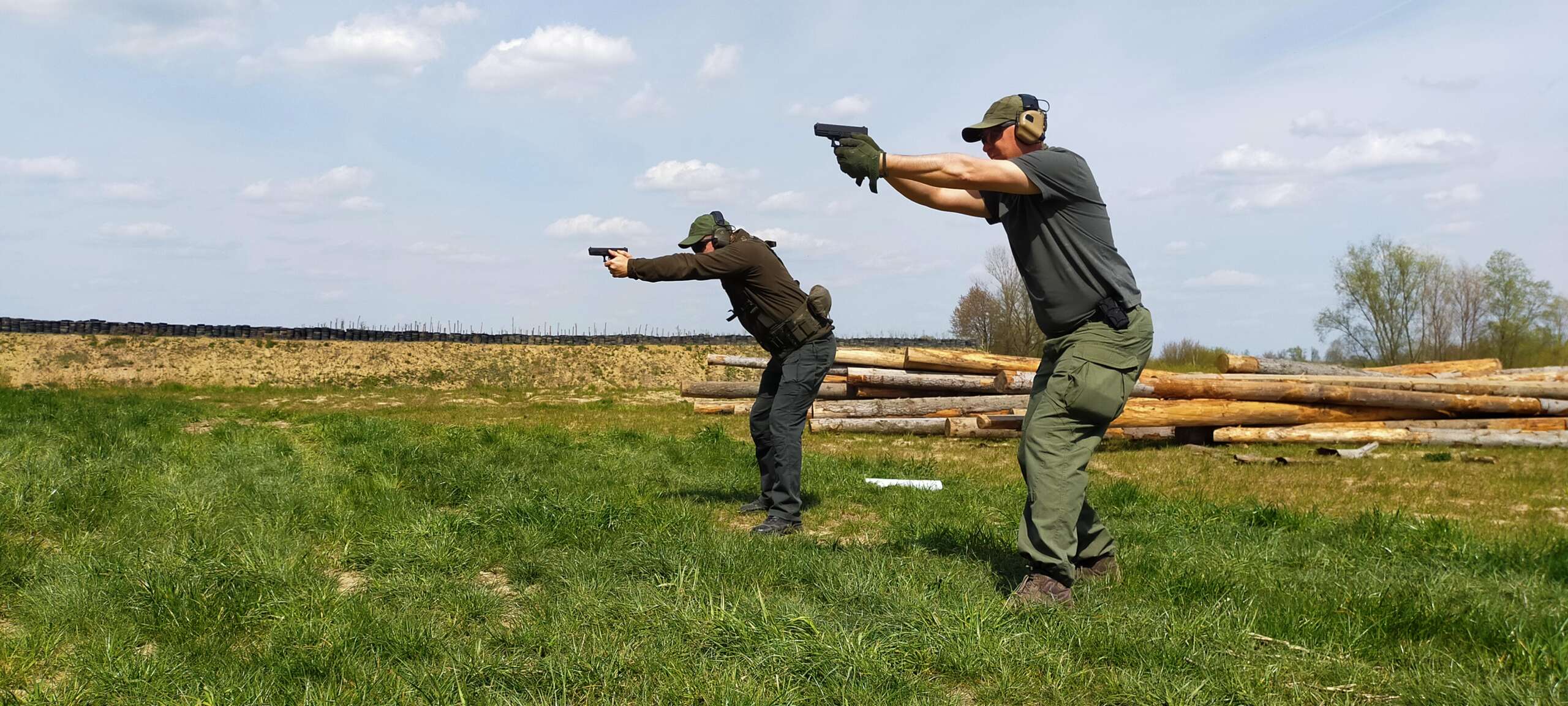 strzelnie strzelnica szkolenia lasertag broń
